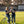 Laden Sie das Bild in den Galerie-Viewer, Models welche das T-shirt tragen mit einem Bier in der Hand.